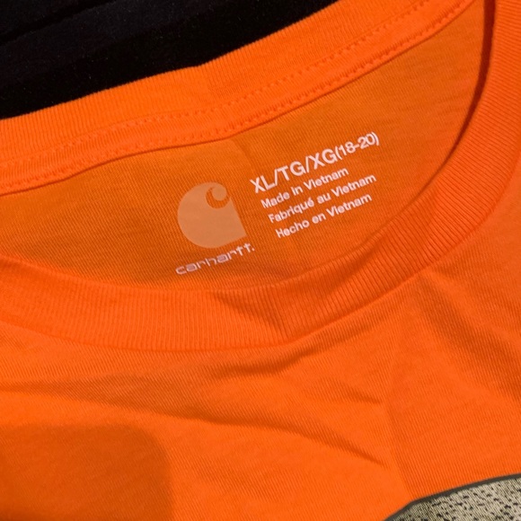 Boy’s Carhartt Long Sleeve Shirt (18-20) - Picture 2 of 2